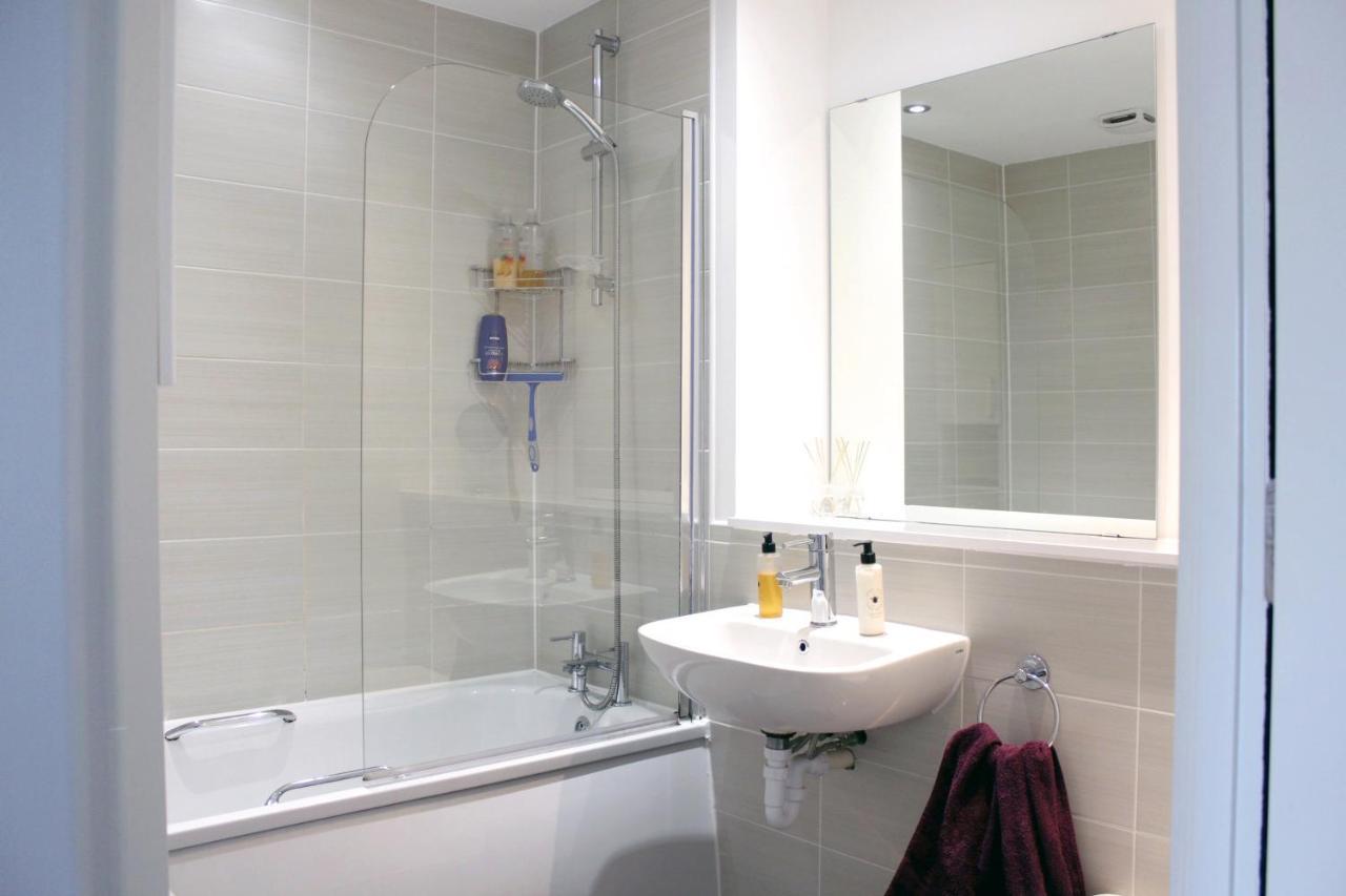 Bridgewater House - Private Room & Bathroom Near Etihad And Coop Arena Manchester Extérieur photo